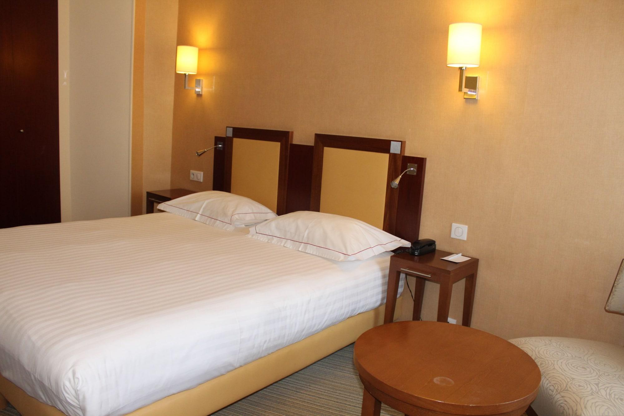 Best Western Plus Hotel D'Angleterre Bourges Exterior foto