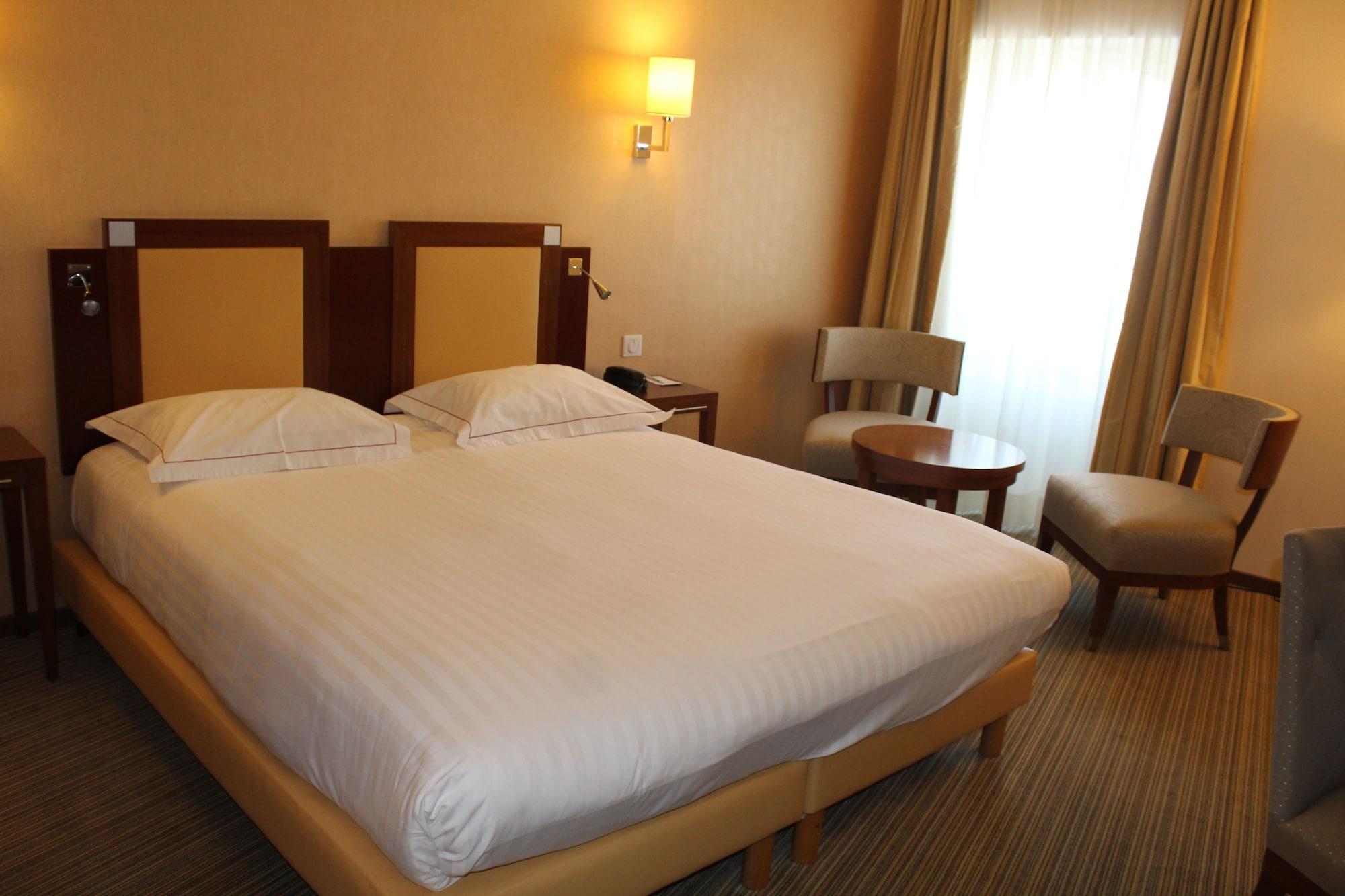 Best Western Plus Hotel D'Angleterre Bourges Exterior foto