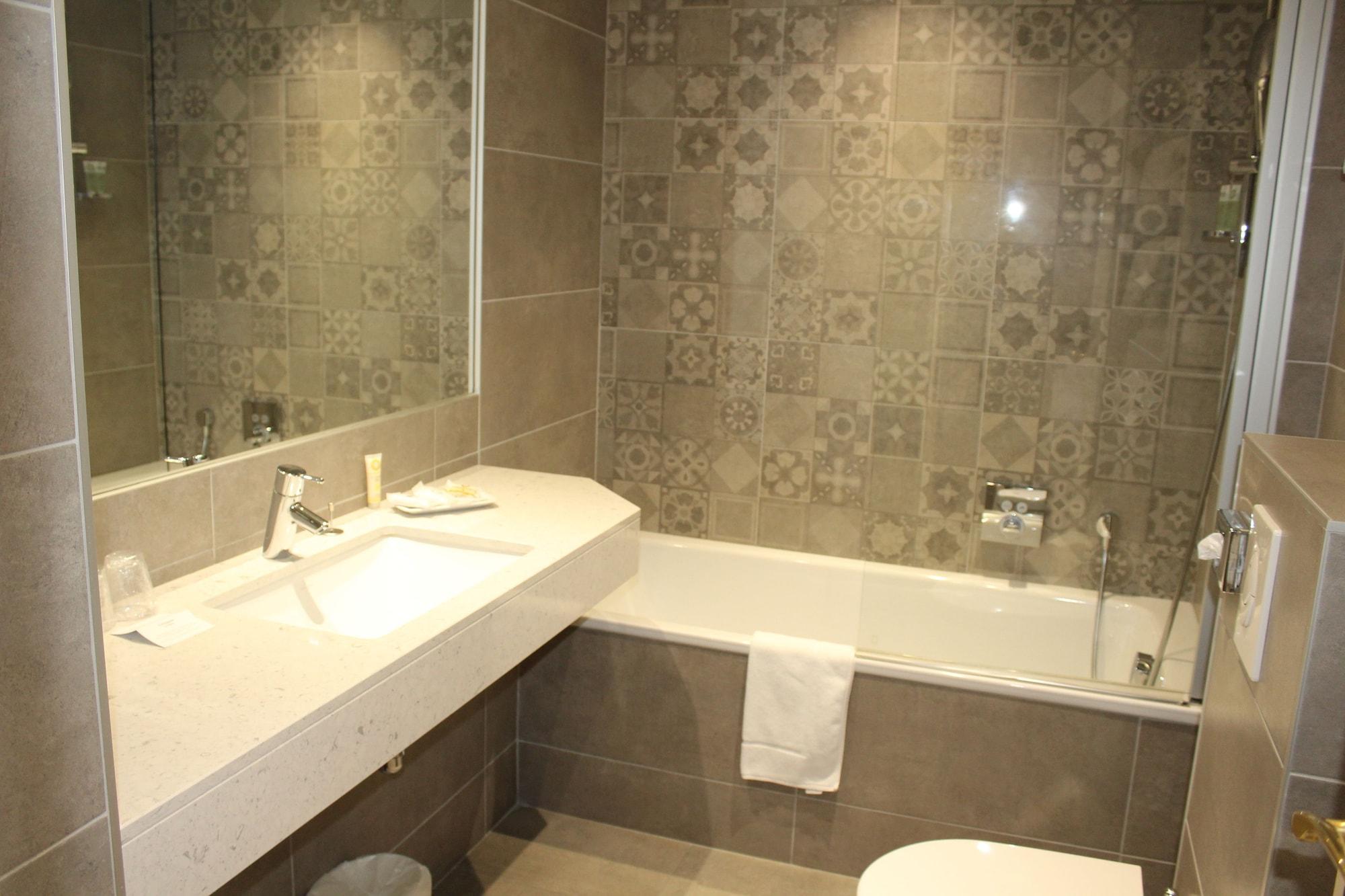 Best Western Plus Hotel D'Angleterre Bourges Exterior foto