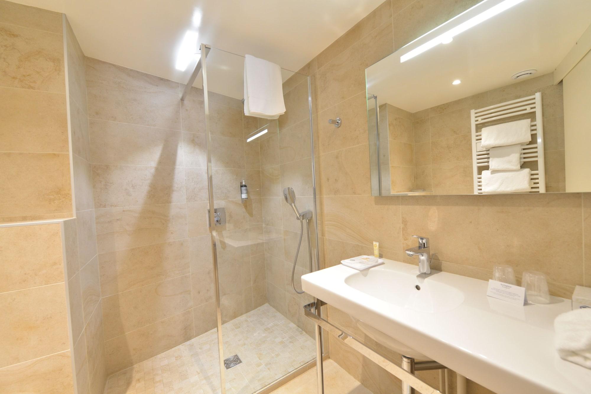 Best Western Plus Hotel D'Angleterre Bourges Exterior foto